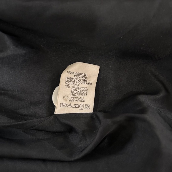 Vintage Karl Lagerfeld black cropped blazer tuxedo jacket shiny viscose - Picture 11 of 11